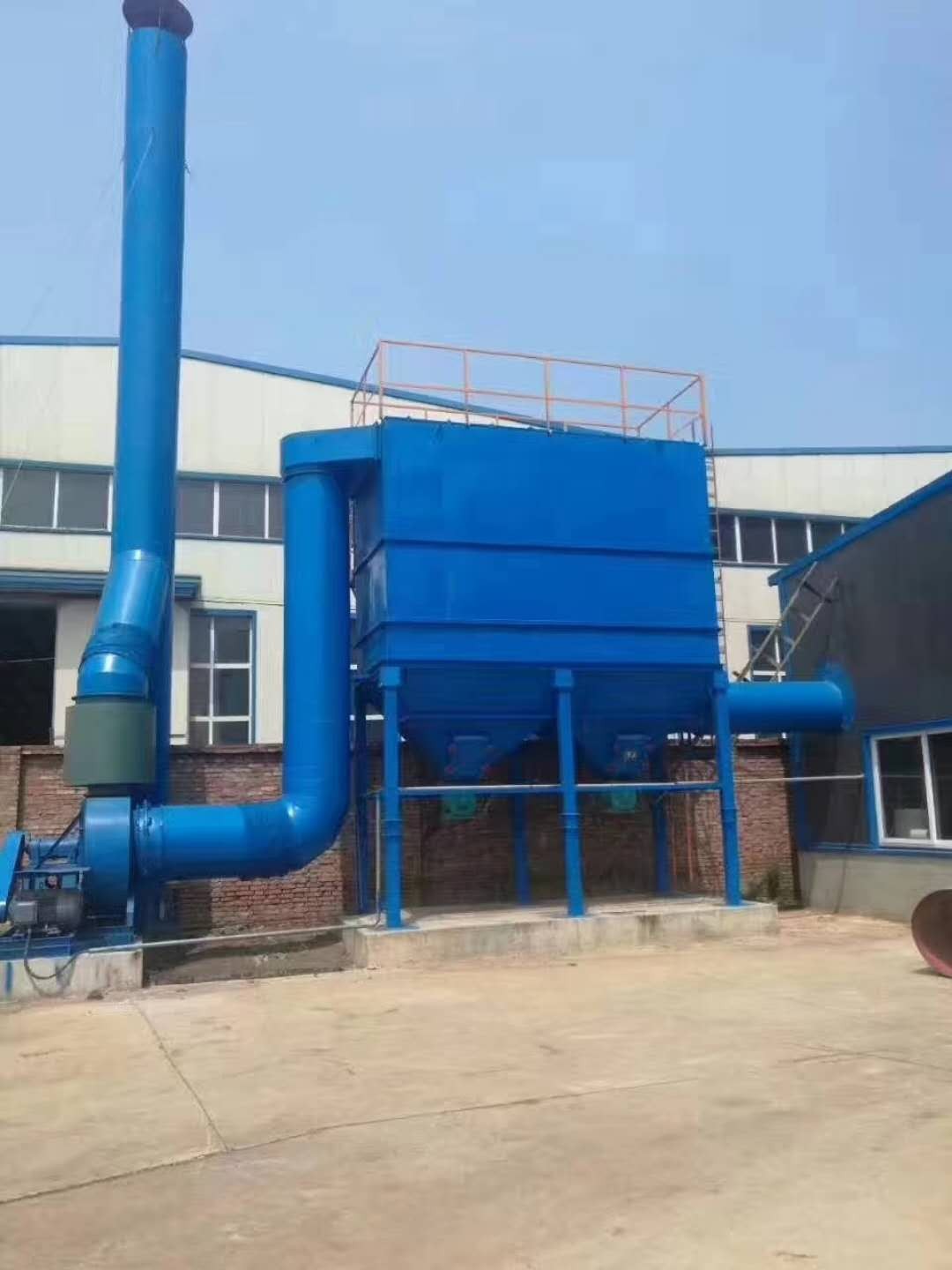 鑄造廠(chǎng)20000風(fēng)量布袋除塵器